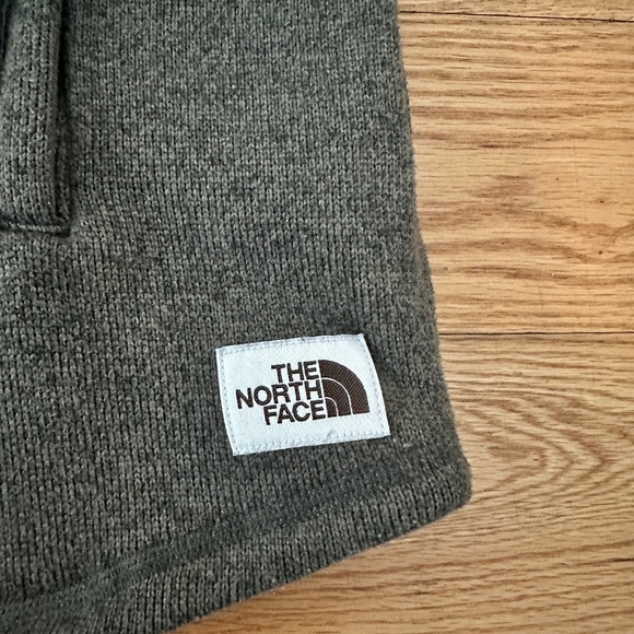 North Face Crescent Pullover Top Fleece Zip Jacket Hoody - Color: Taupe Green - Picture 2 of 9